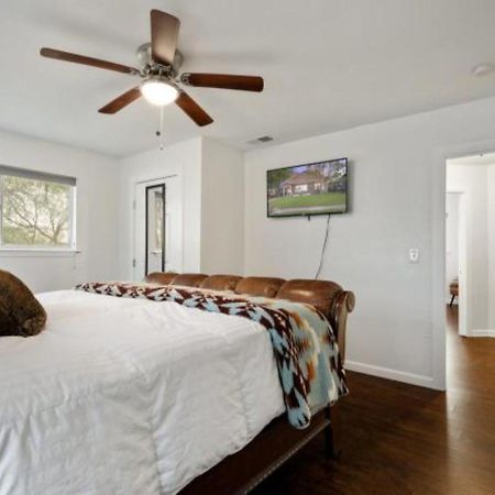 Experience Serenity In A 4Br3Ba Downtown Home San Antonio Exteriör bild